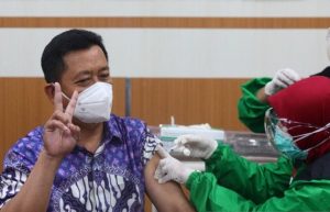 Penerima Dua Dosis Vaksin, Sekda Kota Bandung Positif Covid-19