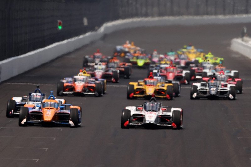BALAP: Gambaran umum balap Indianapolis 500 ke-104 di Indianapolis Motor Speedway, Indianapolis. (ANTARA/LINGKAR.CO)