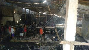 Pasar Sukolilo Ludes Terbakar, Pedagang: Belum Ada Bantuan dari Pihak Manapun