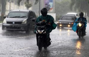BMKG Prakirakan Sebagian Wilayah Ibukota Provinsi Diguyur Hujan