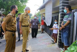 Ganjar Larang Pasien Covid-19 Ditunggui Keluarga