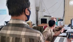 Pemdes Karanglegi Arahkan Masyarakat Lakukan Pendaftaran KIA Secara Daring