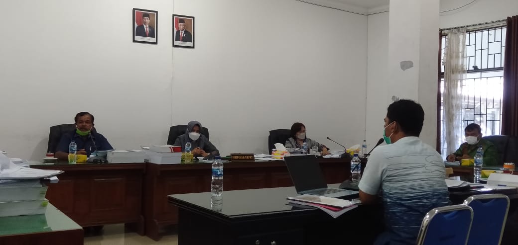Rapat Kerja Komisi II DPRD Kota Pematang Siatar dengan PD PHJ Kota Pematang Siantar, Kamis (23/9/2021) siang, di ruang rapat Komisi II. FOTO: Matius Gea/Lingkar.co