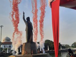 Patung Bung Karno di Semarang Diklaim Terbesar di Dunia