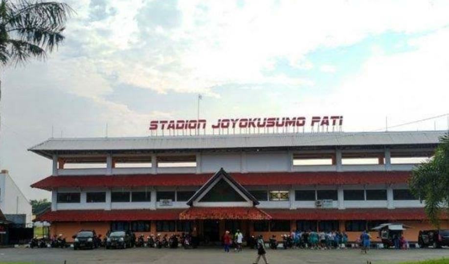 Stadion Joyokusumo Kabupaten Pati yang telah dipersiapkan untuk perhelatan Porprov Jateng mendatang. AzizAF/Lingkar.co