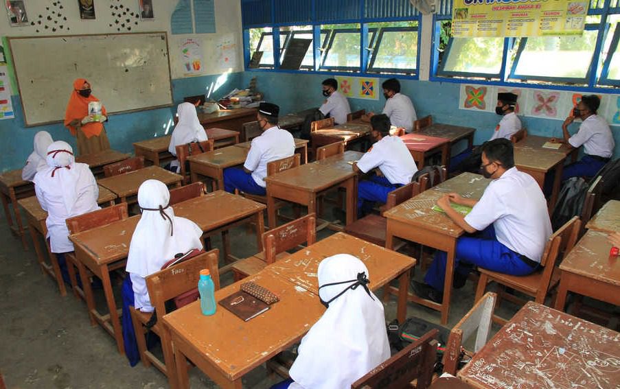 Kemenag mulai mencairkan tunjangan insentif guru madrasah bukan PNS. FOTO: ANTARA/Lingkar.co