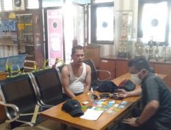 Kedapatan Mencopet IRT, Pria Ini Digelandang ke Kantor Polisi