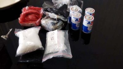 Barang bukti yang ditemukan petugas lapas kelas I semarang, Narkotika jenis sabu dan batrai, diduga barang tersebut di lempar dari luar lapas(Antara/Lingkar.co)