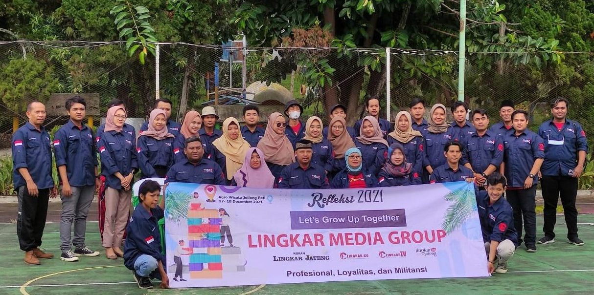 Lingkar Media Group gaungkan tema Let’s grow up together dalam Refleksi Akhir Tahun 2021 di Kebun Wisata Jolong, pada Jumat-Sabtu (17-18/12).