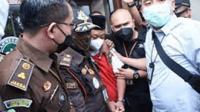 Herry Wirawan, Pelaku Pemerkosa 13 Santriwati Dituntut Hukuman Mati. ISTIMEWA/Lingkar.co