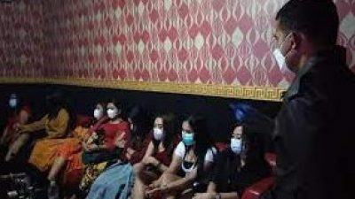 Empat kepala desa (Kades) di Kabupaten Pati Jawa Tengah (Jateng), kedapatan berkaraoke dengan pemandu karaoke (PK) terancam diberhentikan sementara dari jabatannya. ISTIMEWA/Lingkar.co