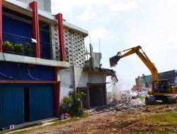 Bongkar Lorong Indah Pati, 800 Personil Dikerahkan