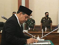 Mukhasiron Usulkan Program Tunjangan Kesejahteraan Guru Swasta Kudus Dimaksimalkan