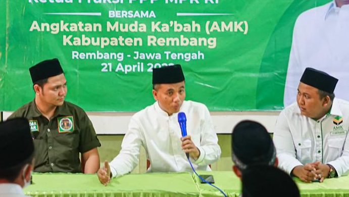 Arwani Thomafi dalam kegiatan Sosialisasi 4 Pilar MPR RI di Pesantren Al-Hamidiyyah, Rembang, Kamis (21/4/2022). Muhammad Idris/Lingkar.co