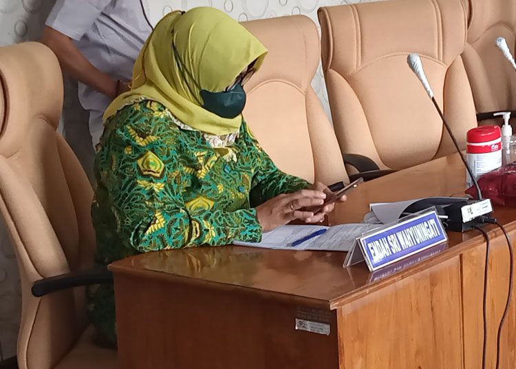 Wakil Ketua Komisi D DPRD Kabupaten Pati, Endah Sri Wahyuningati. (Arif Febriyanto/Lingkar.co)