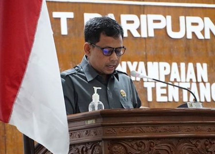 Anggota DPRD Pati dari Komisi B, Narso. (Arif Febriyanto/Lingkar.co)
