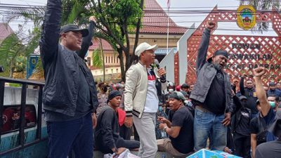 Ribuan Nelayan Pati Demo, Bawa 7 Tuntutan ke Gedung Dewan