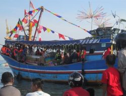 Nguri-Nguri Budaya, DPRD Pati Suriyanto Apresiasi Sedekah Laut Juwana