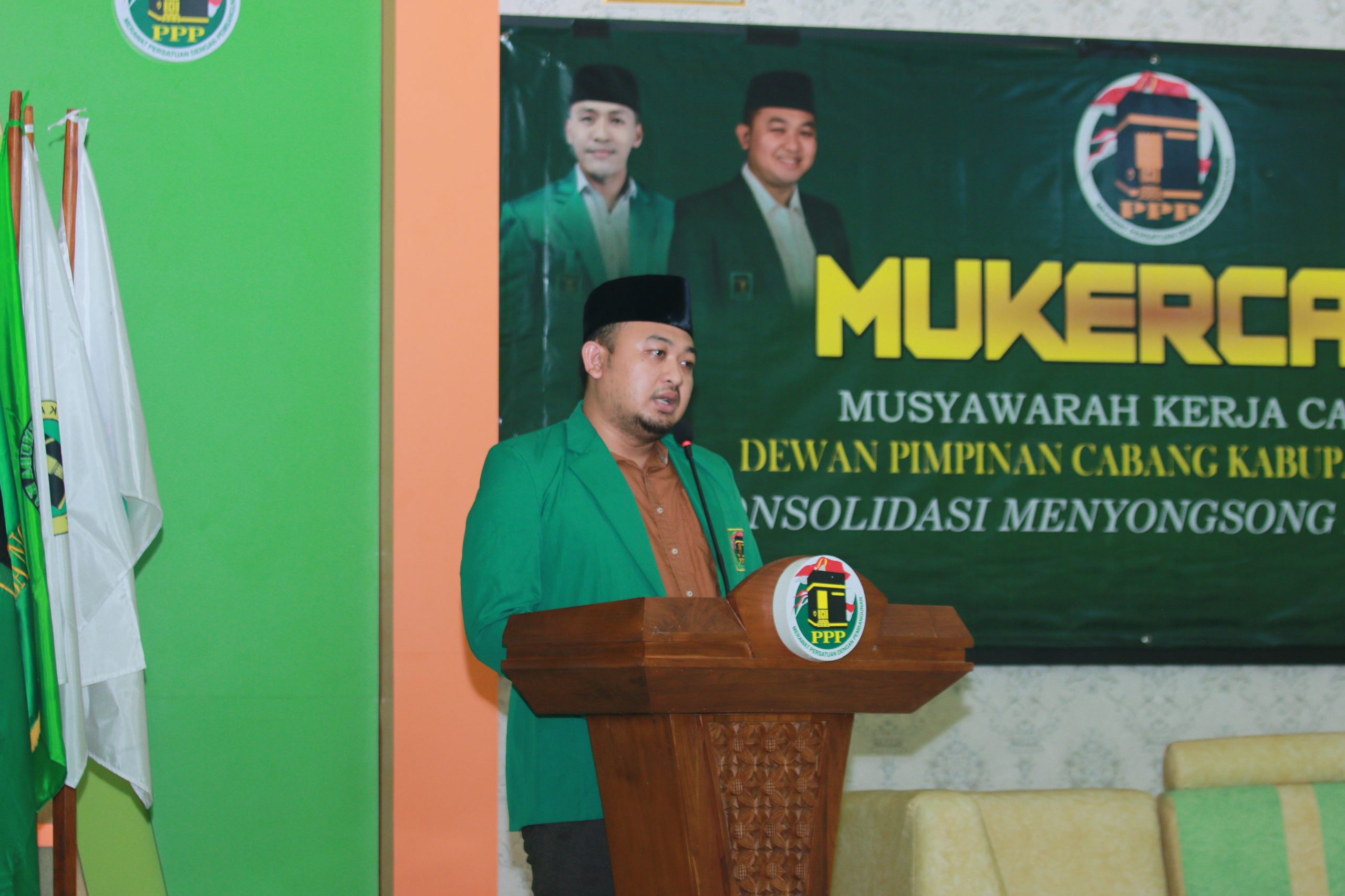 Ketua DPC PPP Blora M. Ahmad Faishol, saat membuka acara Muskercab DPC PPP Blora di Kantor DPC PPP Blora, Jawa Tengah, Selasa (16/8/2022). RODY.S/LINGKAR.CO