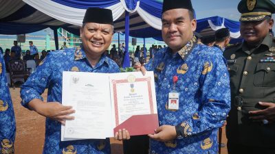 Bupati Arief Rohman saat menghadiri upacara dalam rangka memperingati HUT Kopri (29/11/2022)/LINGKAR.CO