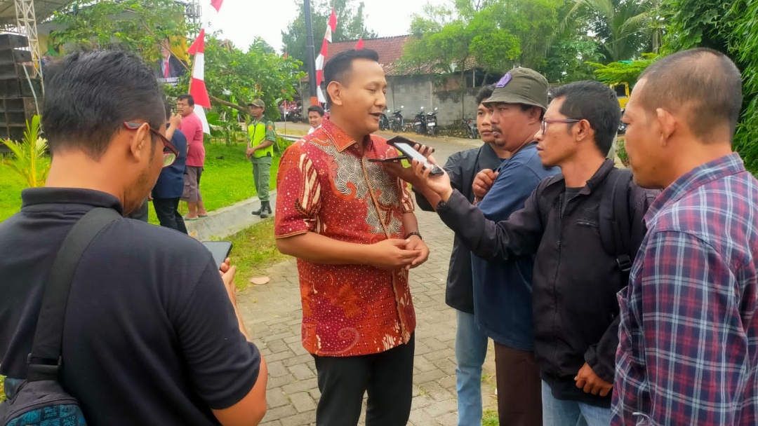 "Pada intinya setiap anggota DPRD Provinsi Jawa Tengah dalam setahun sekali menyelenggarakan kegiatan, dan ini menjadi komitmen kami untuk mendorong anggaran yang lebih untuk kita bisa memberikan pentas kesenian lebih banyak lagi di tahun 2023 ini," ujarnya