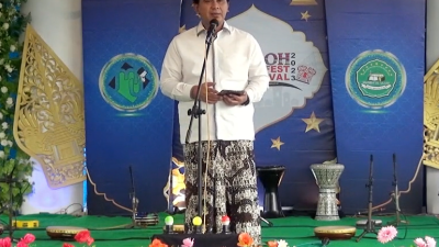 Wakil Gubernur Jawa Tengah, Taj Yasih Maimoen saat menghadiri Festival hadroh Jateng Gayeng di Ponpes Manbaul Ulum, Minggu (19/2/2023)/LINGKAR.CO/Kharen Puja Risma