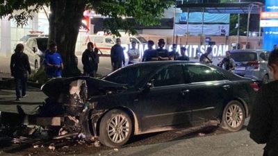 Kondisi mobil dinas DPRD setelah mengalami kecelakaan di Jambi