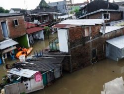Banjir Akibat Luapan Air Sungai, Ratusan Warga Solo Mengungsi