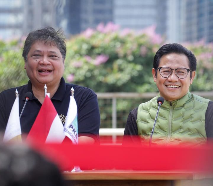 Ketum Golkar, Airlangga Hartarto dan Ketum PKB, Muhaimin Iskandar, usai pertemuan di Komplek Senayan Jakarta, Jumat (10/2/2023). Foto: Instagram Cak Imin