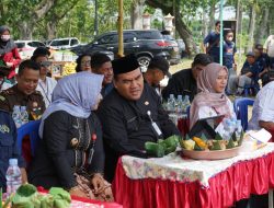 Bupati Arief Rohman Apresiasi Kegiatan Wartawan Menanam