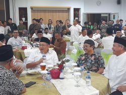 Sahur Bersama di Unissula, Anas Urbaningrum Tegaskan Semangat Perjuangan Aktivis Tidak Pernah Selesai