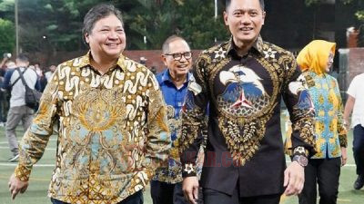 Ketum Golkar Airlangga Hartarto bersama Ketum Demokrat Agus Harimurti Yudhoyono (AHY), saat jumpa pers di Puri Cikeas, Bogor, Sabtu (29/4/2023) malam. FOTO: Instagram