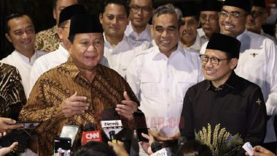 Ketua Umum Gerindra, Prabowo Subianto, bersama Ketum PKB, Muhaimin Iskandar, di kediaman Prabowo, Jalan Kertanegara, Jakarta Selatan, Senin (10/4/2023). FOTO: Dok. Gerindra