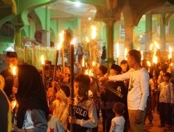 Karang Taruna Puspa Laras Adakan Takbir Keliling Disertai Pawai Oncor