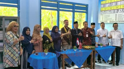 Kunjungi SMA Muhammadiyah-4 Kendal, Presiden Lingkungan Hidup Turki Berikan Beasiswa dan Jalin Kerjasama
