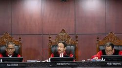 MK Tolak Seluruh Permohonan Ganjar-Mahfud, Tiga Hakim Ajukan Pendapat Berbeda