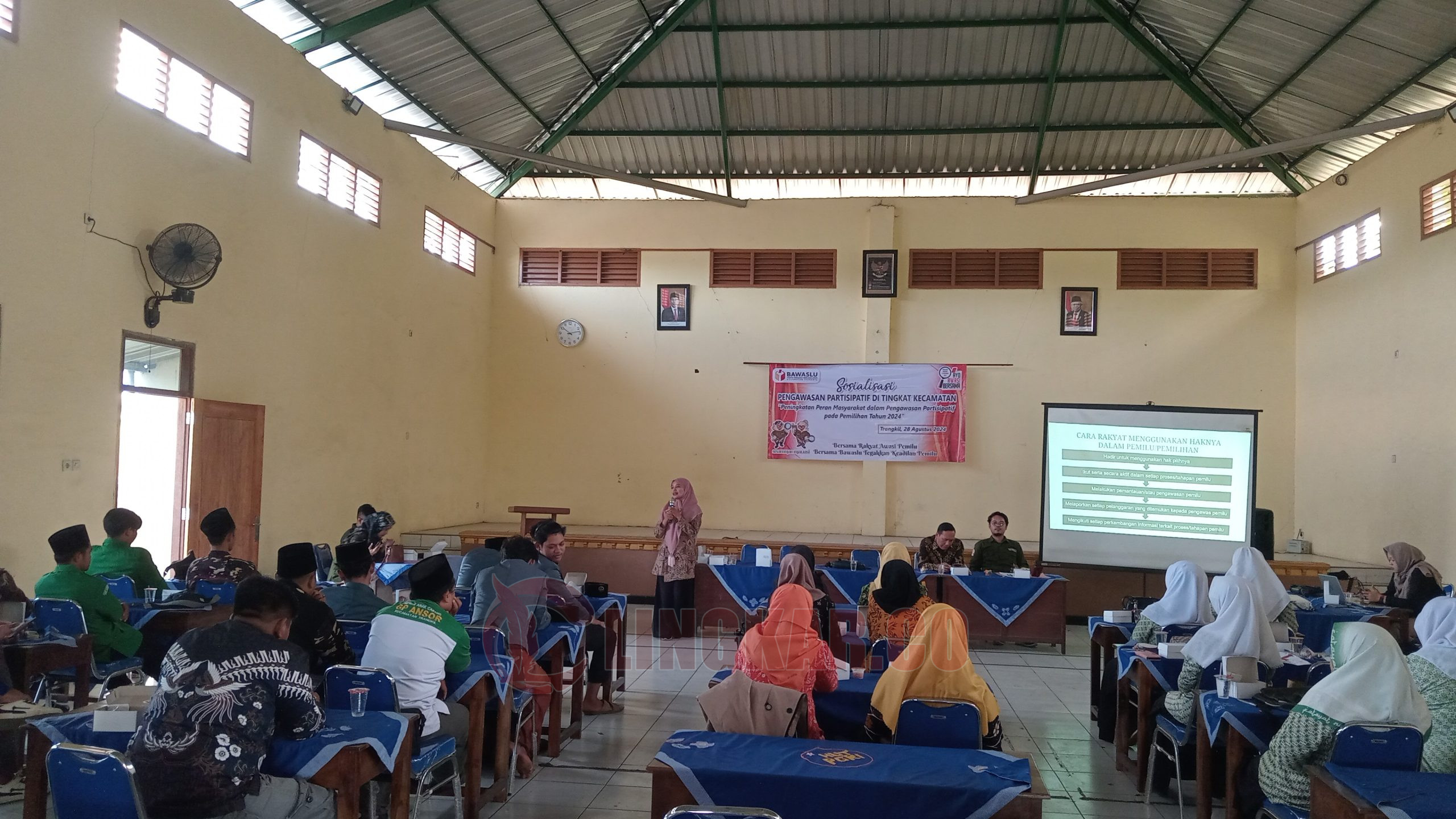 Sosialisasi Pengawasan Partisipatif (Soswatif) Tingkat Kecamatan di Gedung PGRI Trangkil, Rabu (28/8/2024). Foto: Miftahus Salam/Lingkar.co