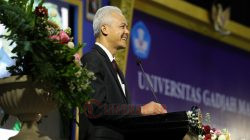 Ketua umum Kagama, Ganjar Pranowo saat menghadiri pelepasan wisudawan UGM. Foto: dokumentasi
