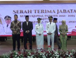 Momen Pisah Sambut Bupati dan Wakil Bupati Kendal Dico Basuki dengan Tika Beni