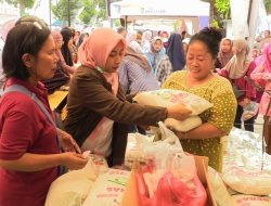 Tekan Inflasi Jelang Hari Raya, Pemkab Rembang Gelar Pasar Murah
