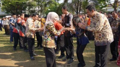 Bupati Kendal, Dyah Kartika Permanasari hadiri Halal Bihalal di Alun-alun Kendal. (dok Istimewa)
