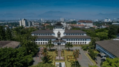 Wujudkan Bandung Agamis, Pemkot Cetak Hafidz Quran dan Da'i di Tiap Kelurahan