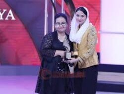 Momen Hari Kartini, Agustina Terima Penghargaan Anugerah Puspa Bangsa