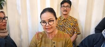 Wali Kota Semarang, Agustina Wilujeng Pramestuti saat dikonfirmasi wartawan. (dok Ahmad Rifqi Hidayat)