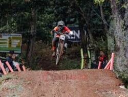 76 Indonesian Downhill 2025 Kembali Perlombakan Cabang Urban Downhill dan Cross Country
