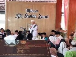 Namanya Mendunia dan Muridnya Pahlawan Nasional, Kiai Chalwani Tegaskan Mbah Sholeh Sangat Layak Dapat Gelar Pahlawan Nasional