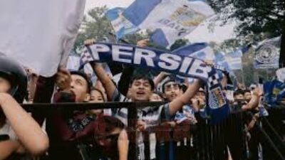 EUFORIA: Suporter Persib Bandung. (Foto: Istimewa)