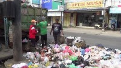 TPS pinggir jalan Pantura Kaliwungu Kendal. Foto: istimewa