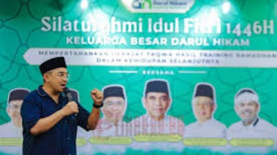 TEGAS: Wali Kota Bandung, Jawa Barat, Muhammad Farhan pada acara Silaturahmi Idulfitri 1446 Hijriah Keluarga Besar Darul Hikam, Jumat, (18/4/2025). (Foto: Istimewa)