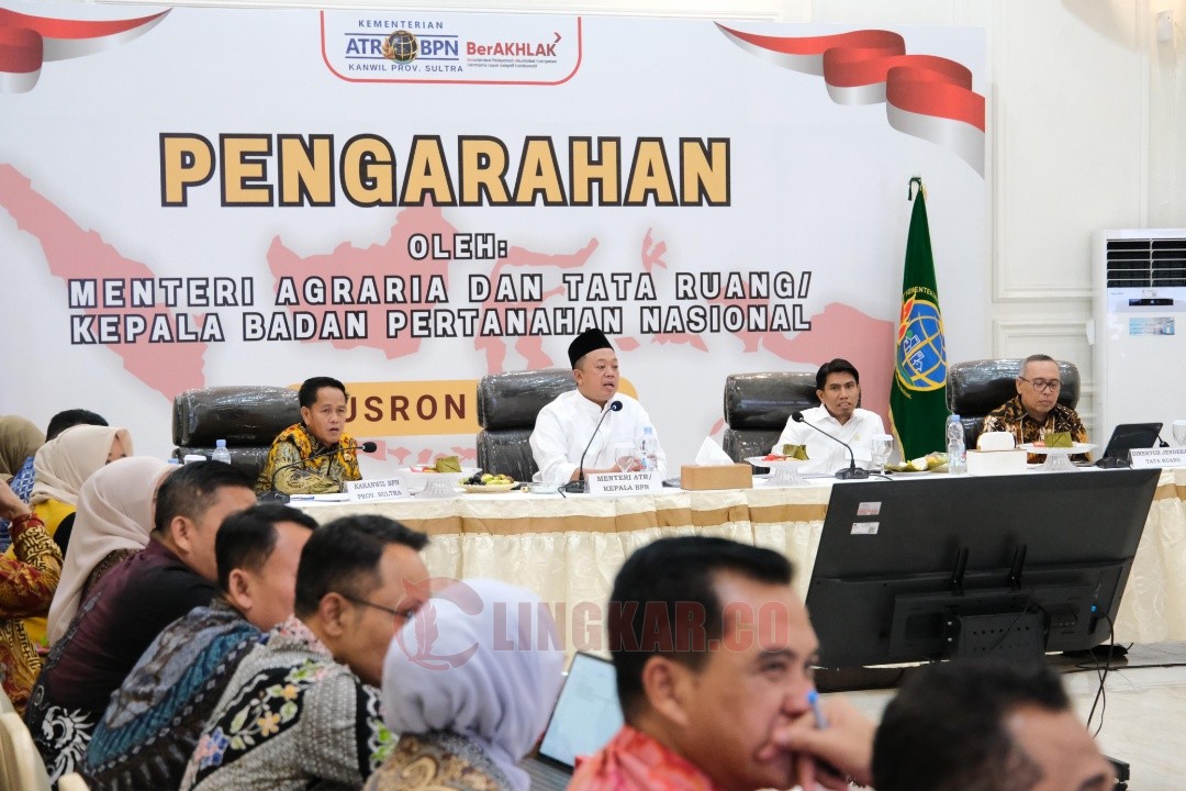 Menteri ATR/BPN Nusron Wahid saat memberikan pengarahan di Kanwil BPN Provinsi Sulawesi Tenggara. Foto: dokumentasi